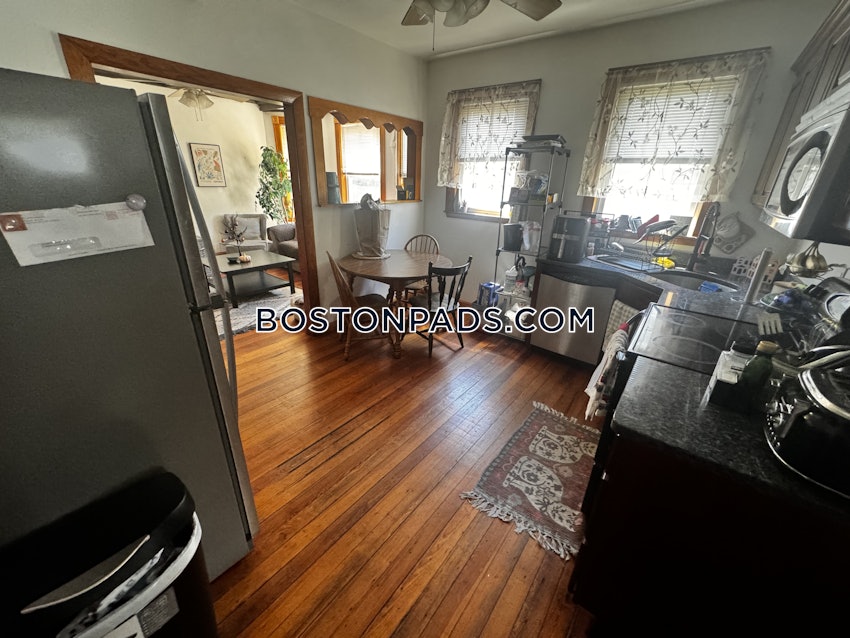 SOMERVILLE- WEST SOMERVILLE/ TEELE SQUARE - 4 Beds, 2 Baths - Image 6