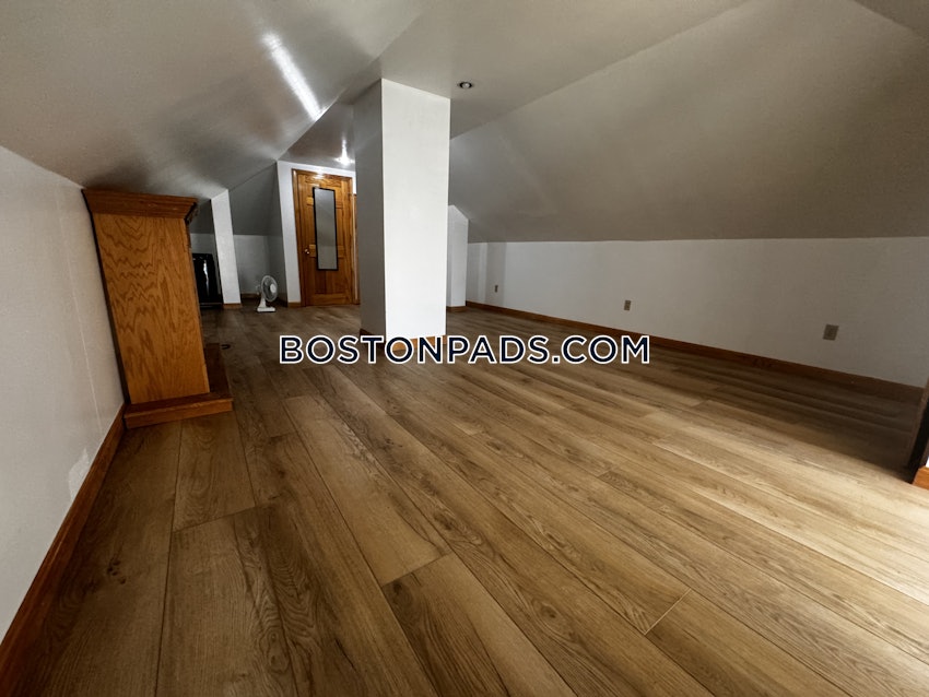 SOMERVILLE- WEST SOMERVILLE/ TEELE SQUARE - 4 Beds, 2 Baths - Image 21