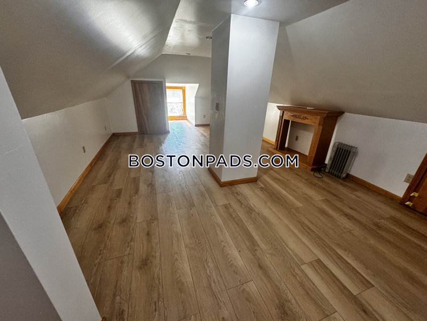 SOMERVILLE- WEST SOMERVILLE/ TEELE SQUARE - 4 Beds, 2 Baths - Image 16