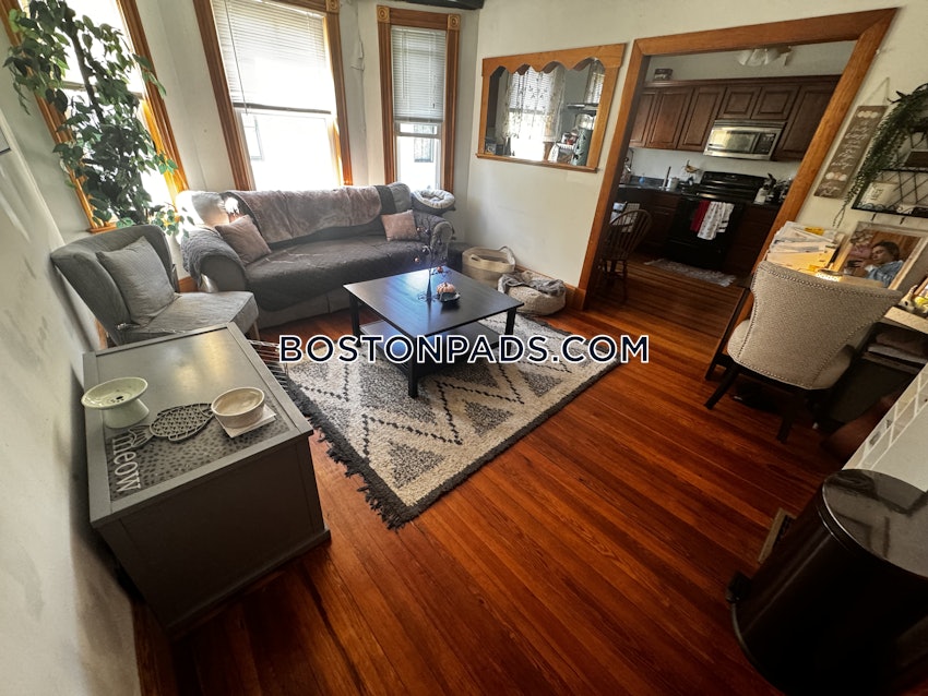 SOMERVILLE- WEST SOMERVILLE/ TEELE SQUARE - 4 Beds, 2 Baths - Image 14