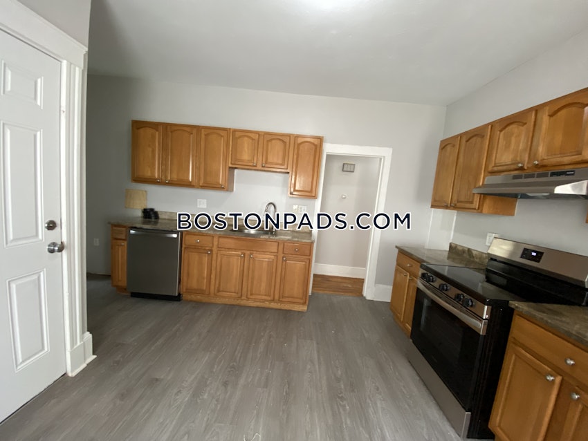 BOSTON - DORCHESTER - CENTER - 4 Beds, 1 Bath - Image 3