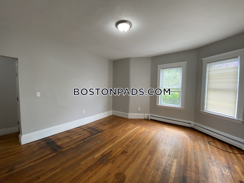 BOSTON - DORCHESTER - CENTER - 4 Beds, 1 Bath - Image 6