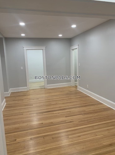 Boston - 2 Beds, 1 Baths