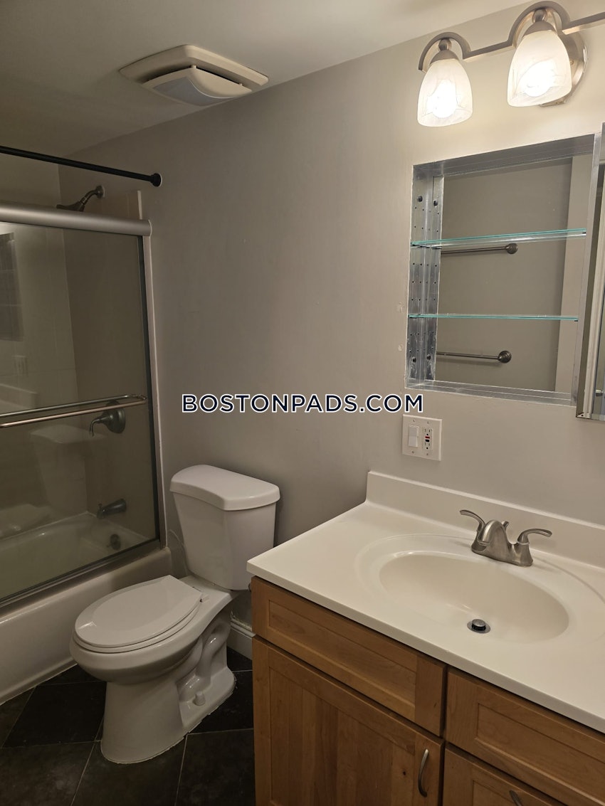 BOSTON - BRIGHTON - OAK SQUARE - 1 Bed, 1 Bath - Image 39