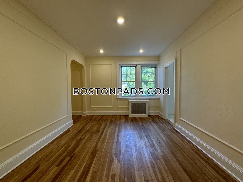 BOSTON - BRIGHTON - CLEVELAND CIRCLE - 1 Bed, 1 Bath - Image 8