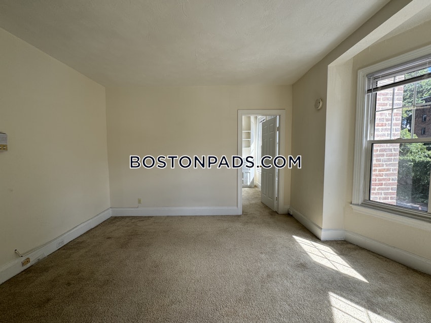 BROOKLINE- COOLIDGE CORNER - 2 Beds, 1 Bath - Image 11