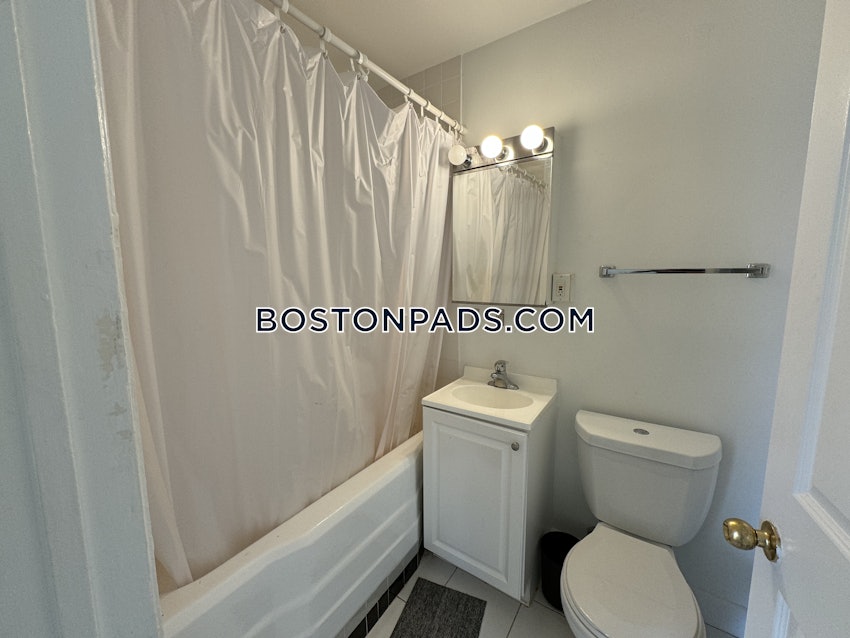 BROOKLINE- COOLIDGE CORNER - 2 Beds, 1 Bath - Image 17