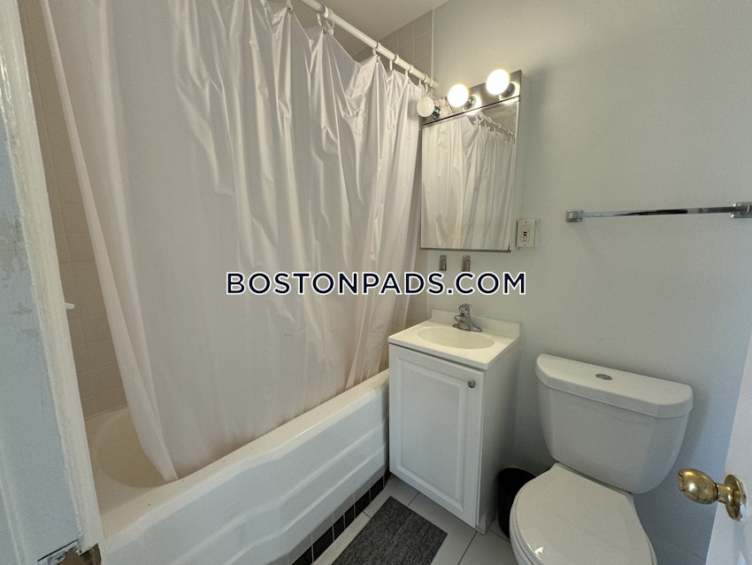 BROOKLINE- COOLIDGE CORNER - 2 Beds, 1 Bath - Image 16