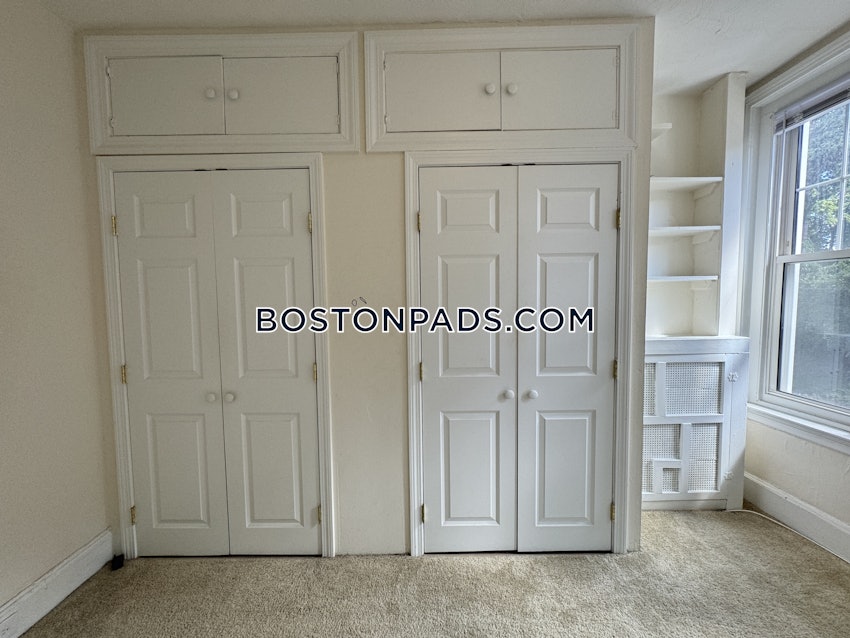 BROOKLINE- COOLIDGE CORNER - 2 Beds, 1 Bath - Image 5