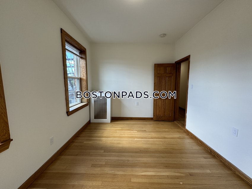 BROOKLINE- COOLIDGE CORNER - 2 Beds, 1 Bath - Image 12