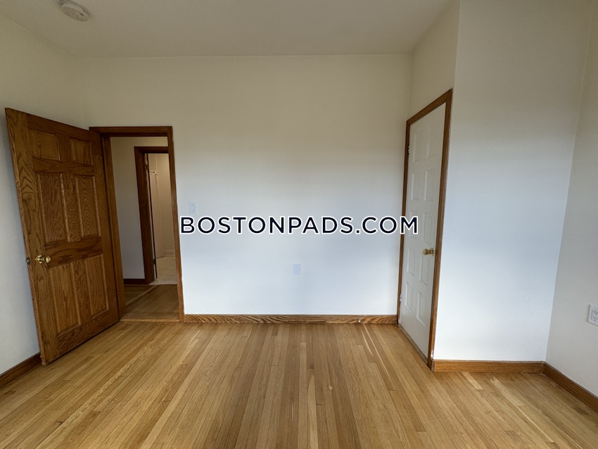 BROOKLINE- COOLIDGE CORNER - 2 Beds, 1 Bath - Image 11