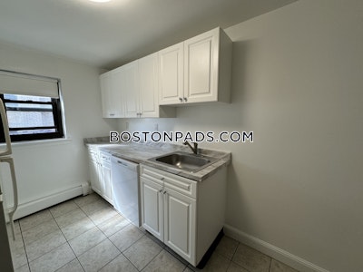 Brookline 1 Bed 1 Bath  Coolidge Corner - $2,795 No Fee