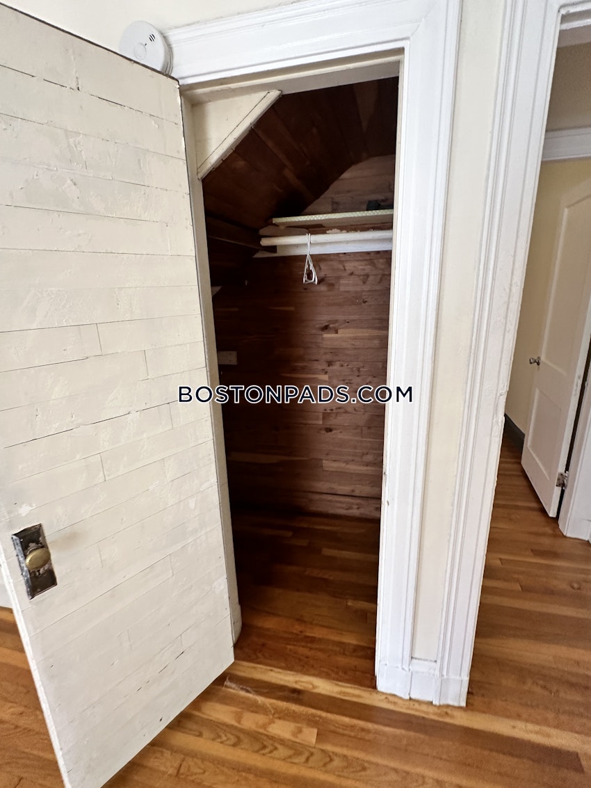 BOSTON - BRIGHTON - CLEVELAND CIRCLE - 4 Beds, 1 Bath - Image 95