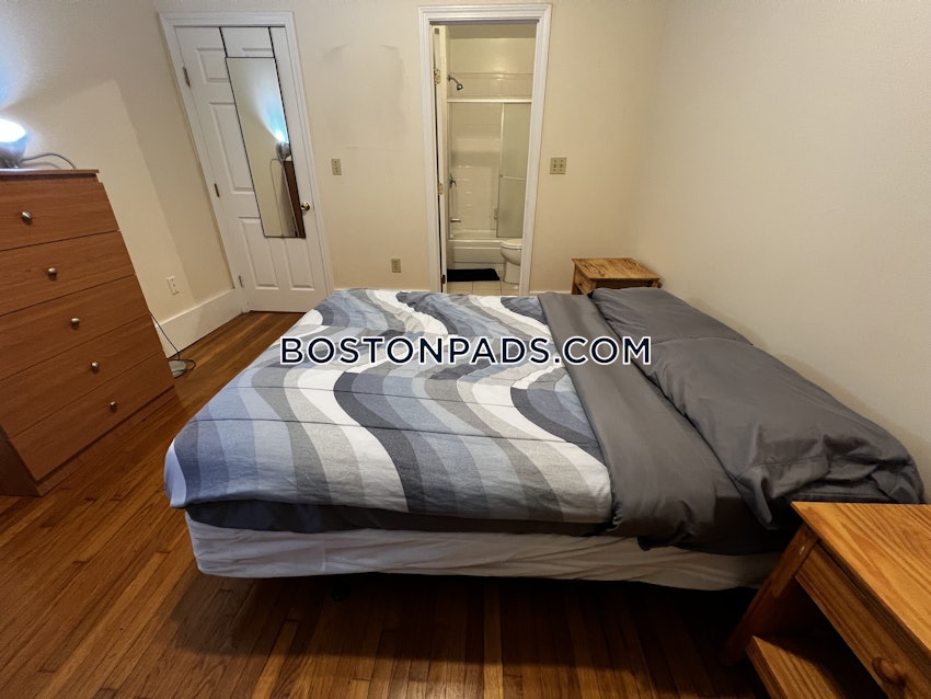 CAMBRIDGE - INMAN SQUARE - 1 Bed, 1 Bath - Image 9