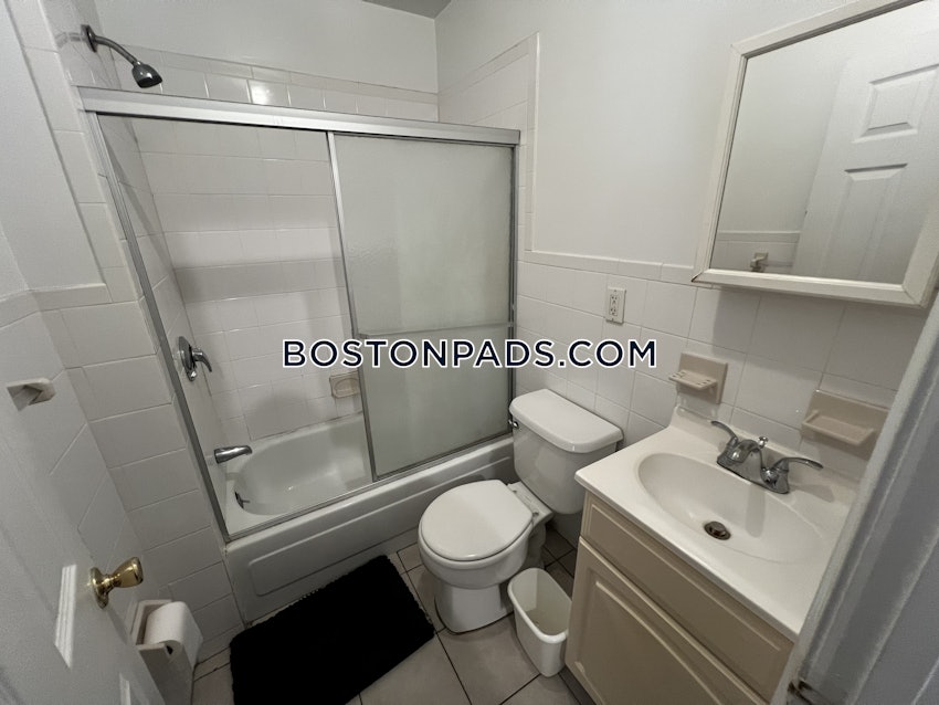 CAMBRIDGE - INMAN SQUARE - 1 Bed, 1 Bath - Image 22