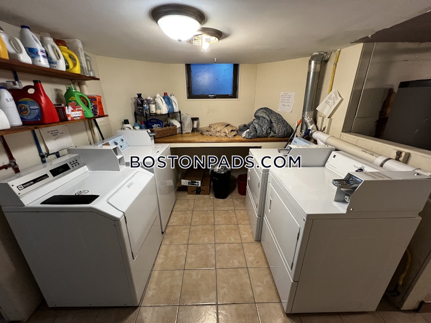 CAMBRIDGE - INMAN SQUARE - Studio , 1 Bath - Image 15