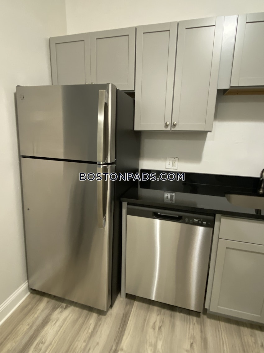 BOSTON - DORCHESTER - UPHAMS CORNER - 3 Beds, 1 Bath - Image 2