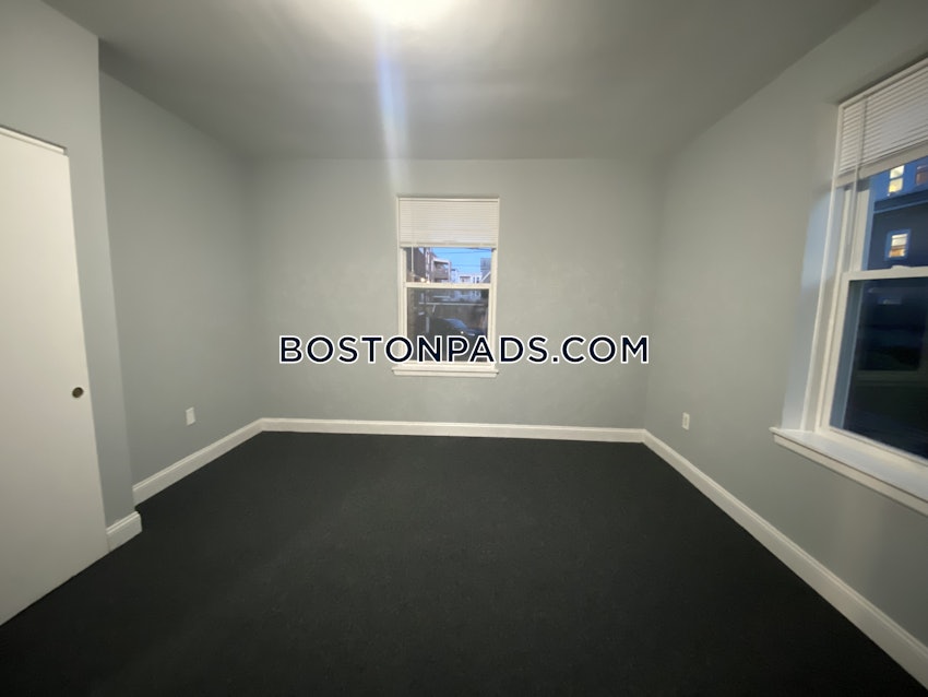 BOSTON - DORCHESTER - UPHAMS CORNER - 3 Beds, 1 Bath - Image 15