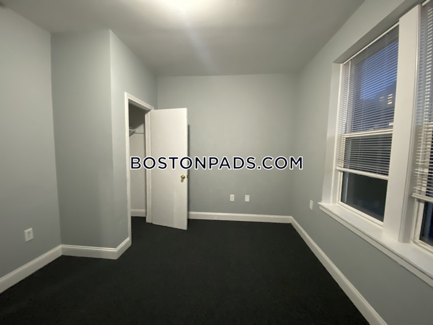 BOSTON - DORCHESTER - UPHAMS CORNER - 3 Beds, 1 Bath - Image 8