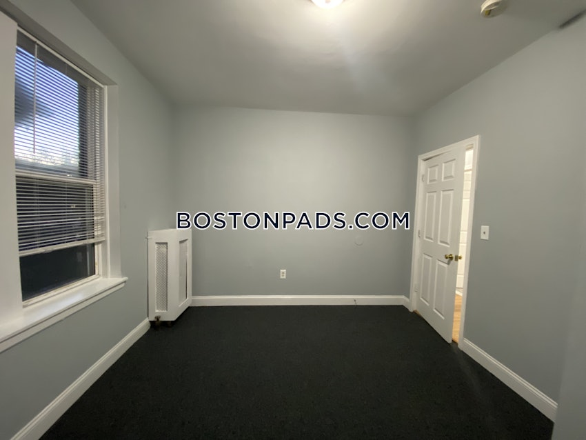 BOSTON - DORCHESTER - UPHAMS CORNER - 3 Beds, 1 Bath - Image 7