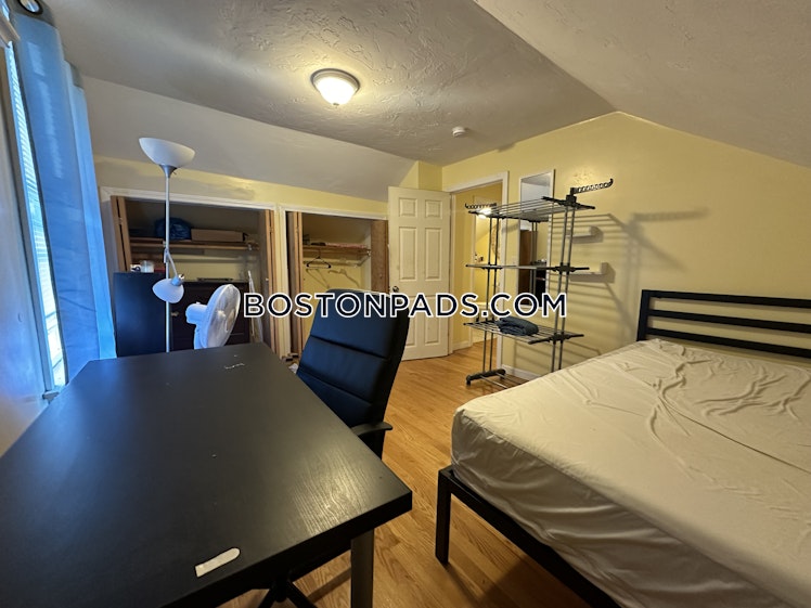 Plymouth St., Cambridge