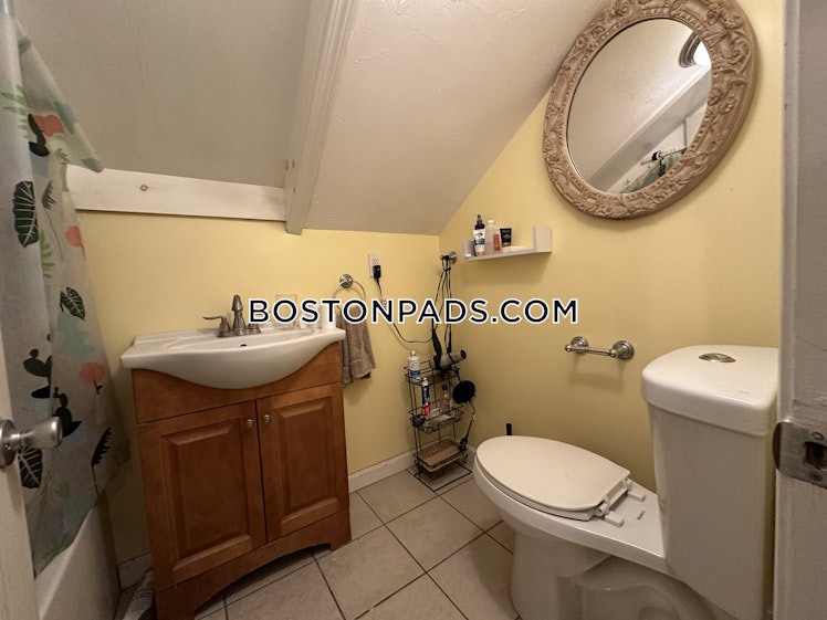 Plymouth St., Cambridge