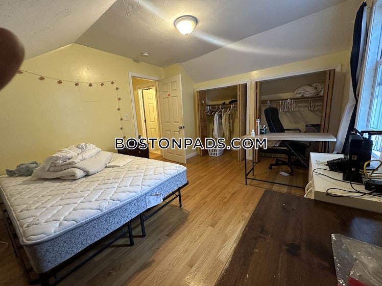 Plymouth St., Cambridge