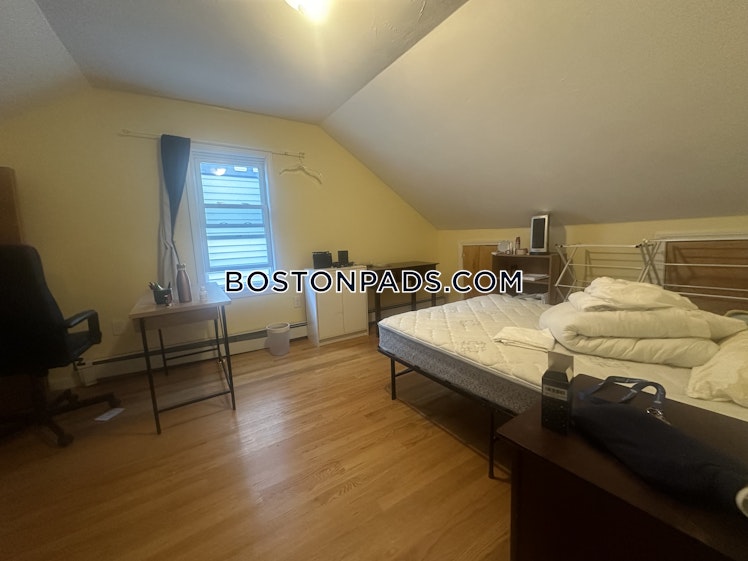 Plymouth St., Cambridge