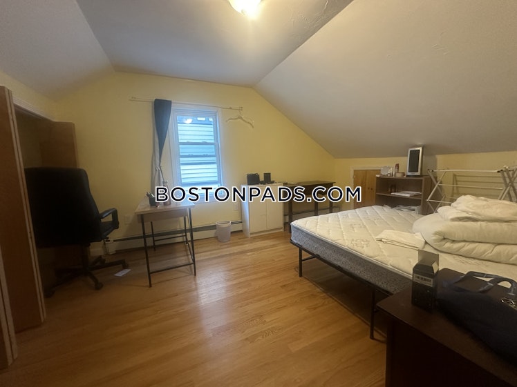 Plymouth St., Cambridge