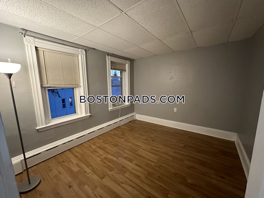 SOMERVILLE - UNION SQUARE - 3 Beds, 1 Bath - Image 18