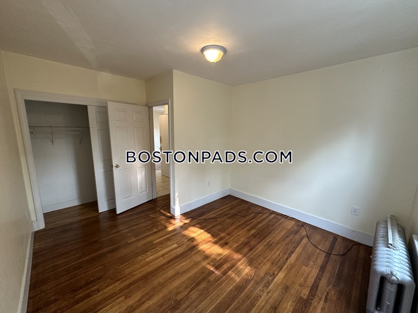 SOMERVILLE - WINTER HILL - 3 Beds, 1 Bath - Image 10