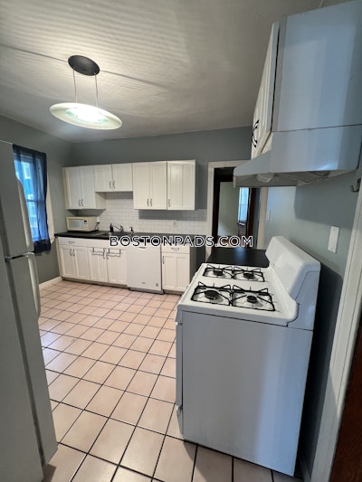 Jamaica Plain Apartment for rent 3 Bedrooms 1 Bath Boston - $3,200