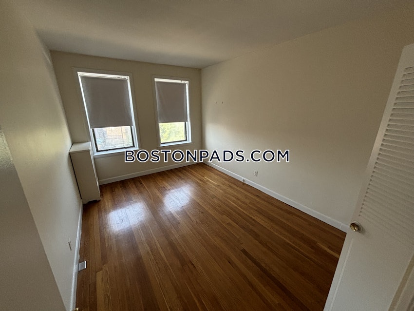 BOSTON - ALLSTON - 3 Beds, 1.5 Baths - Image 13