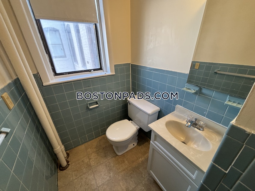 Boston - $3,350+ /month
