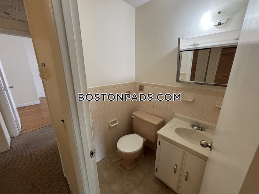 BOSTON - ALLSTON - 3 Beds, 1.5 Baths - Image 22