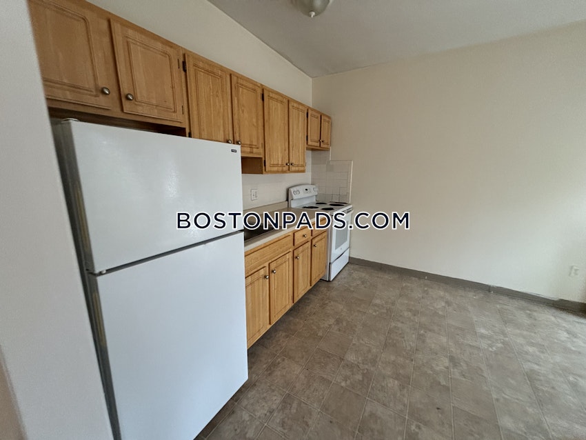 BOSTON - ALLSTON - 3 Beds, 1.5 Baths - Image 16