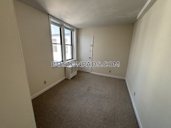 Commonwealth Ave. Boston