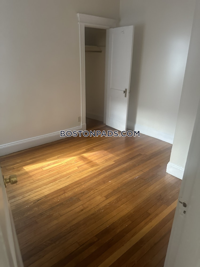 BOSTON - ALLSTON - 1 Bed, 1 Bath - Image 11