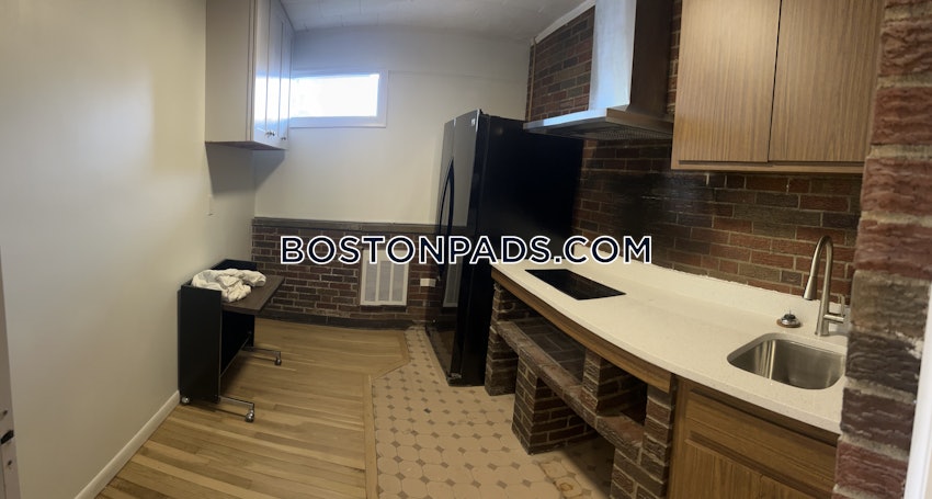 BOSTON - WEST ROXBURY - Studio , 1 Bath - Image 7