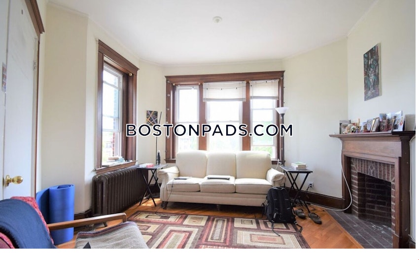 BOSTON - ALLSTON/BRIGHTON BORDER - 3 Beds, 1 Bath - Image 1