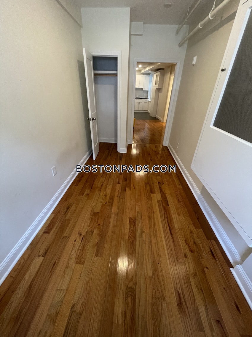 BOSTON - BRIGHTON - CLEVELAND CIRCLE - 1 Bed, 1 Bath - Image 21