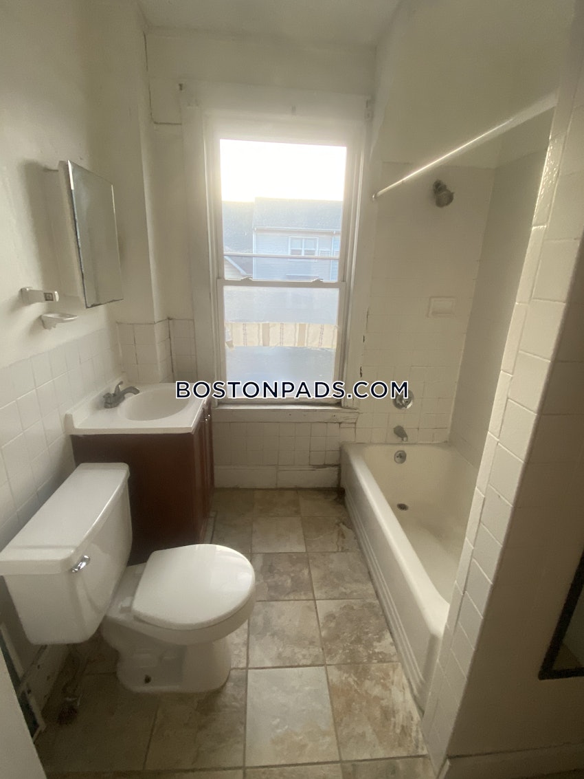 BOSTON - MISSION HILL - 2 Beds, 1 Bath - Image 18