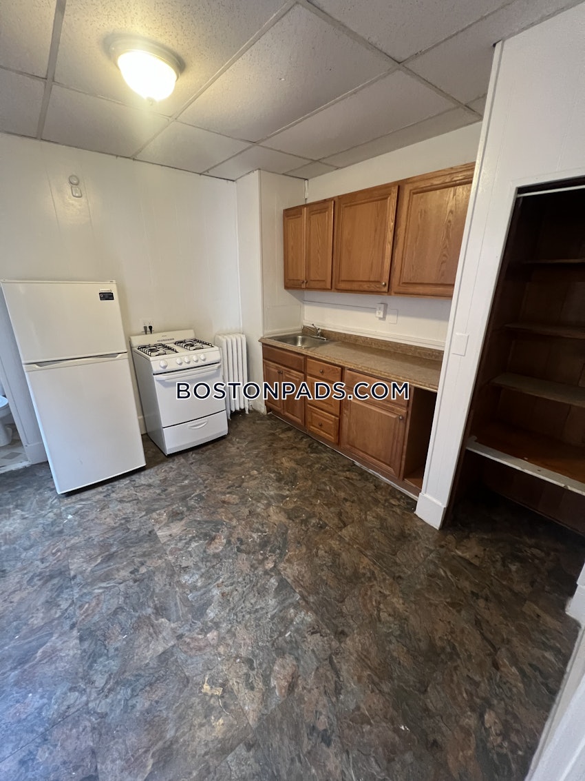 BOSTON - BEACON HILL - 2 Beds, 1 Bath - Image 1