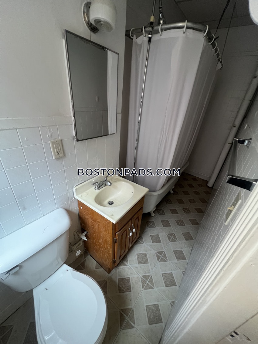 BOSTON - BEACON HILL - 2 Beds, 1 Bath - Image 10