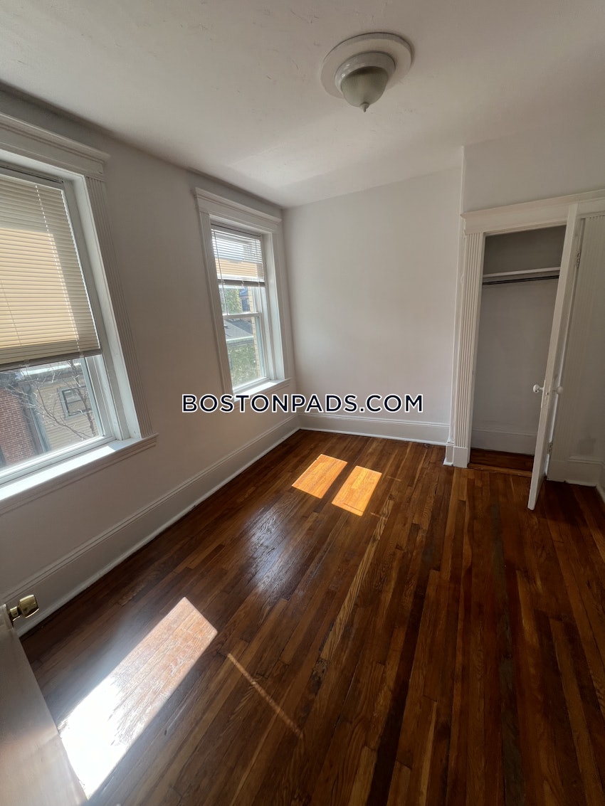 BOSTON - BEACON HILL - 2 Beds, 1 Bath - Image 6