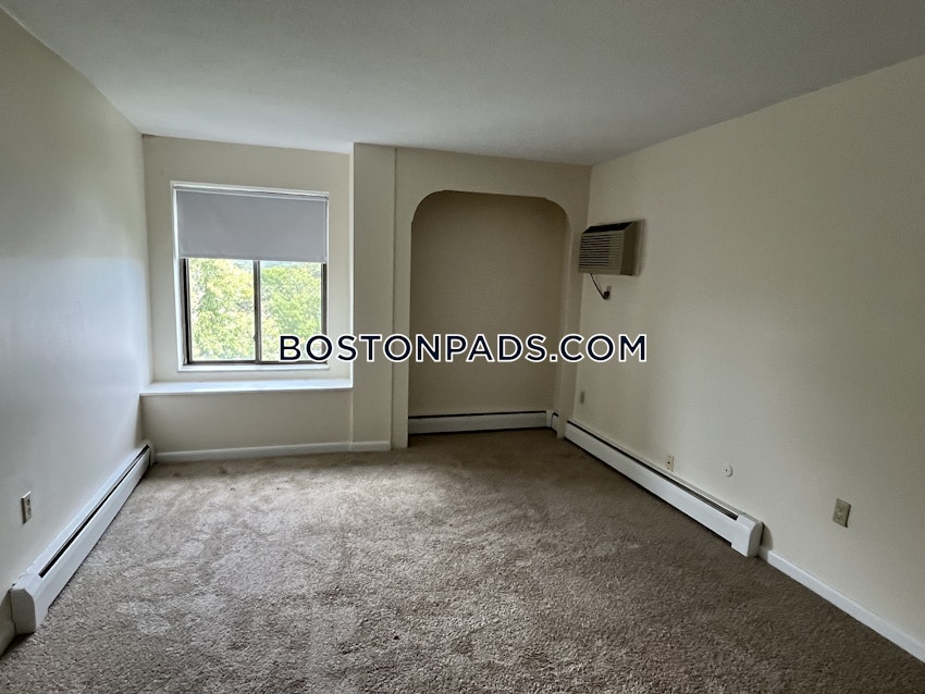 ARLINGTON - 1 Bed, 1 Bath - Image 7