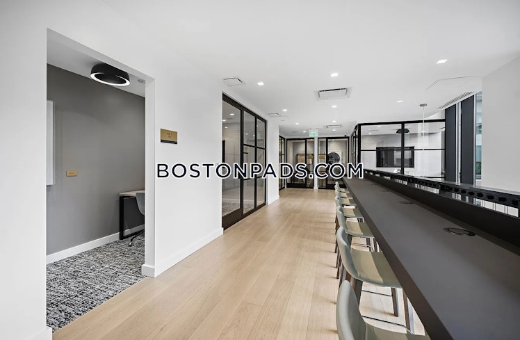 East Dedham St., Boston