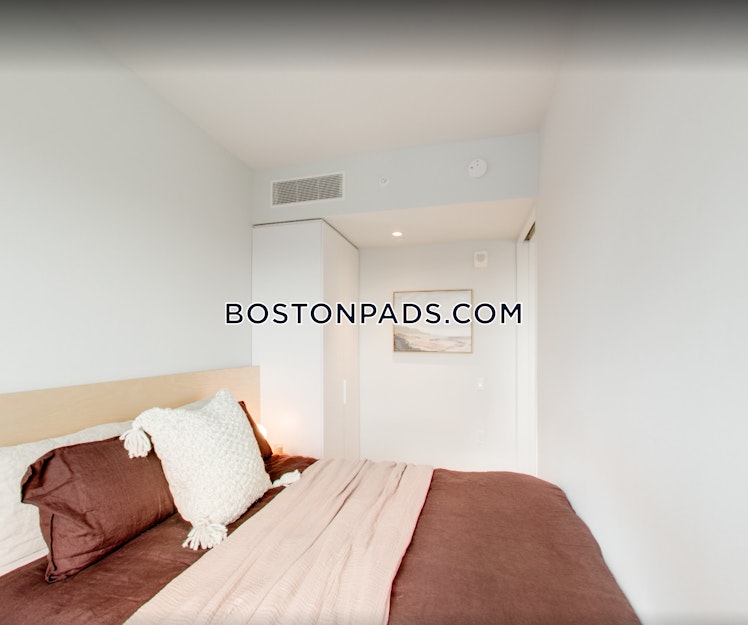 Boylston St., Boston