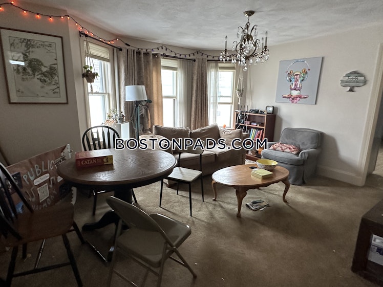 Bowdoin St., Medford