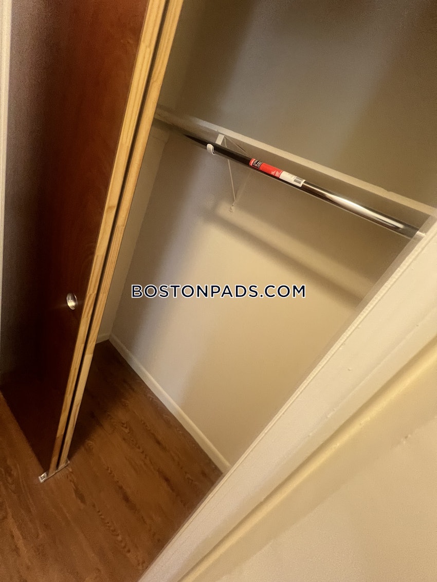 BOSTON - MISSION HILL - 1 Bed, 1 Bath - Image 3